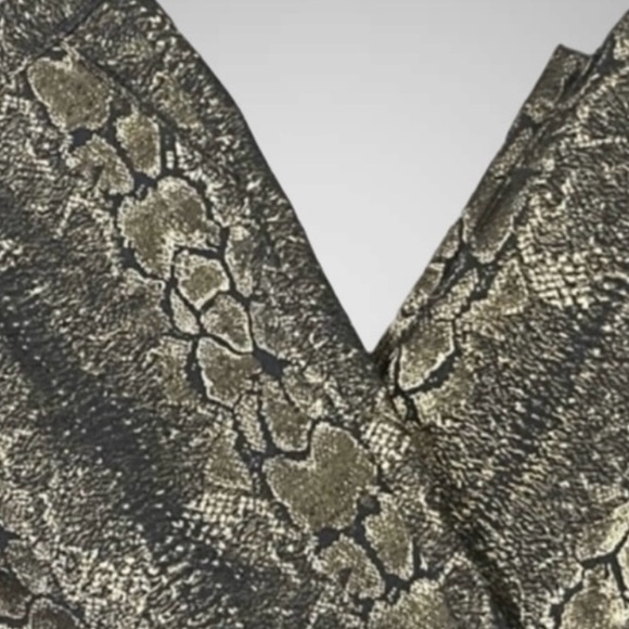 WORTHINGTON SNAKESKIN PRINT CROPPED PANTS SIZE 8 - Picture 6 of 8